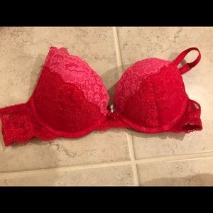 Victoria’s Secret Angels Drew plunge